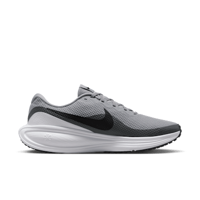 Nike Revolution 8 