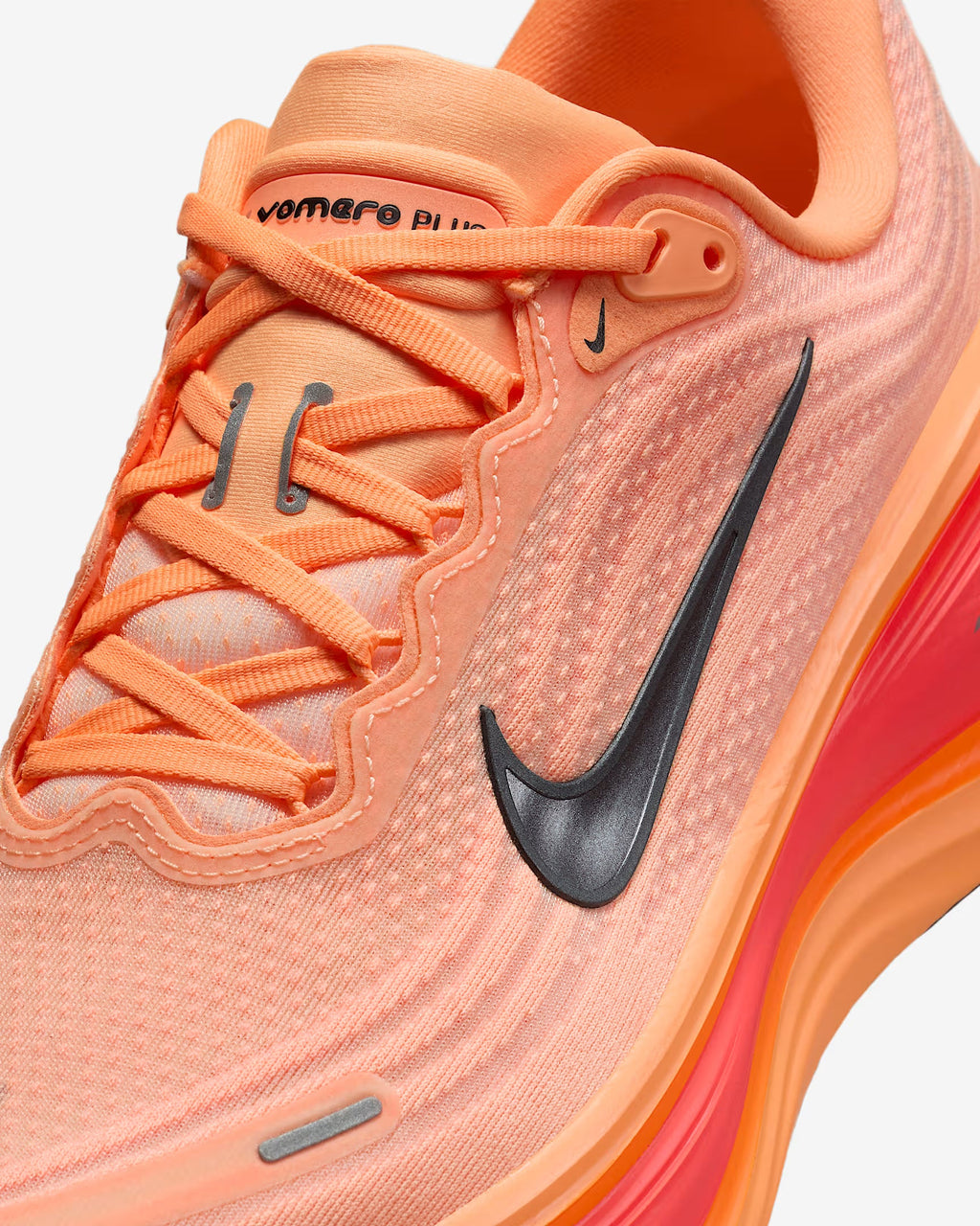 Nike Vomero Plus 