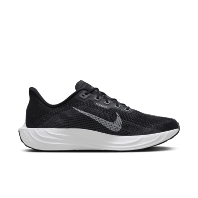 Nike Pegasus Plus 